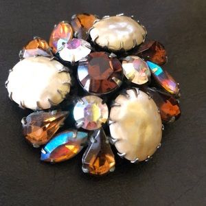 Vintage broach/pin